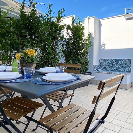 Terrazza Manuela Apartments Quartieri Spagnoli Napoli Bagian luar foto